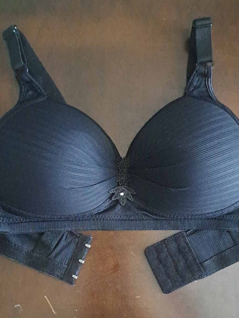 Black Women's Supportive Full-Coverage Bra